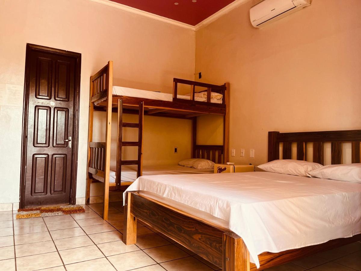 Dom Alberto Hostel Corumbá Dış mekan fotoğraf